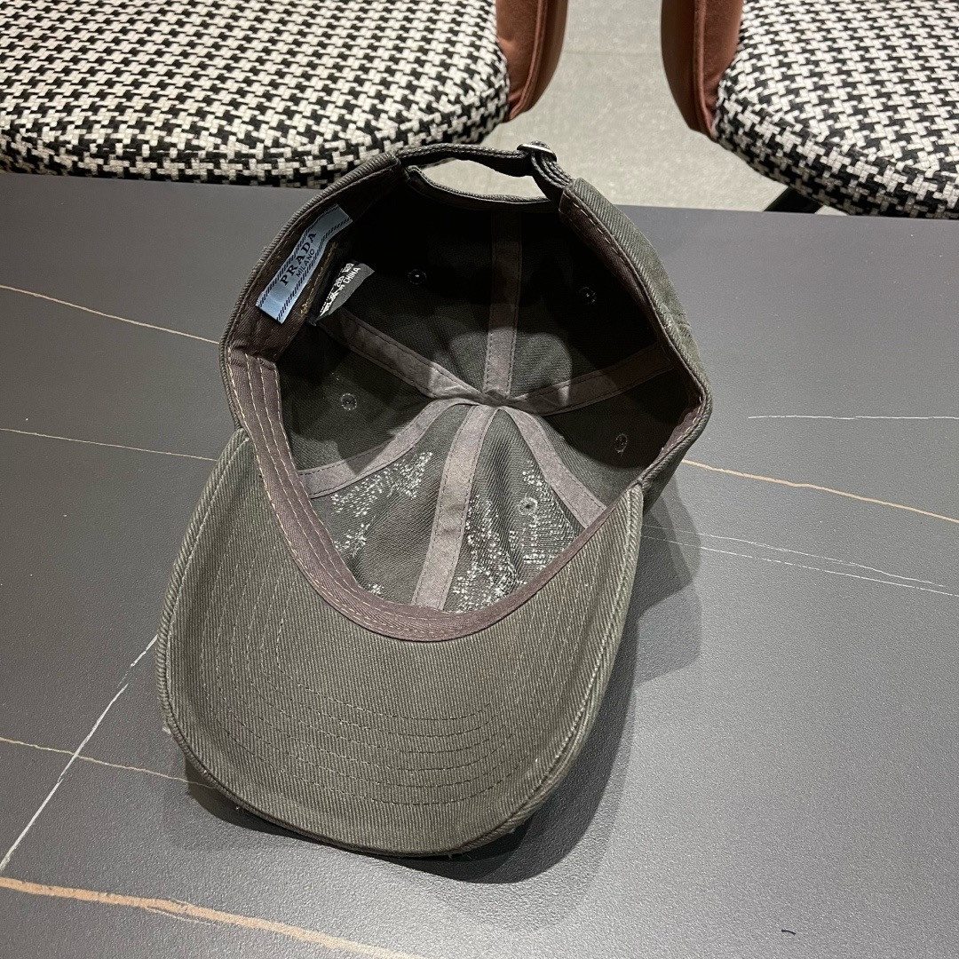 Pra*a baseball cap