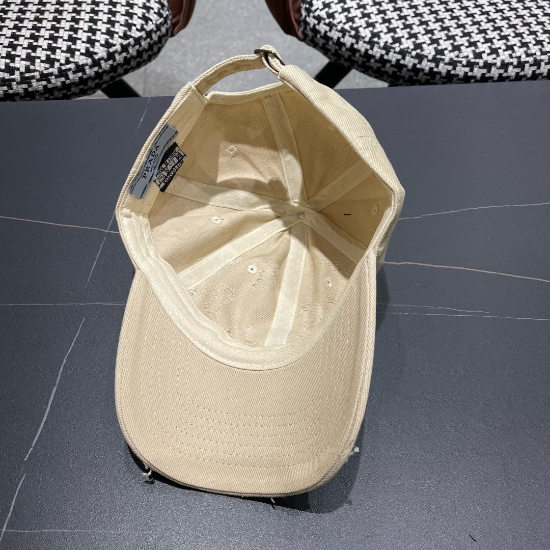 Pra*a baseball cap