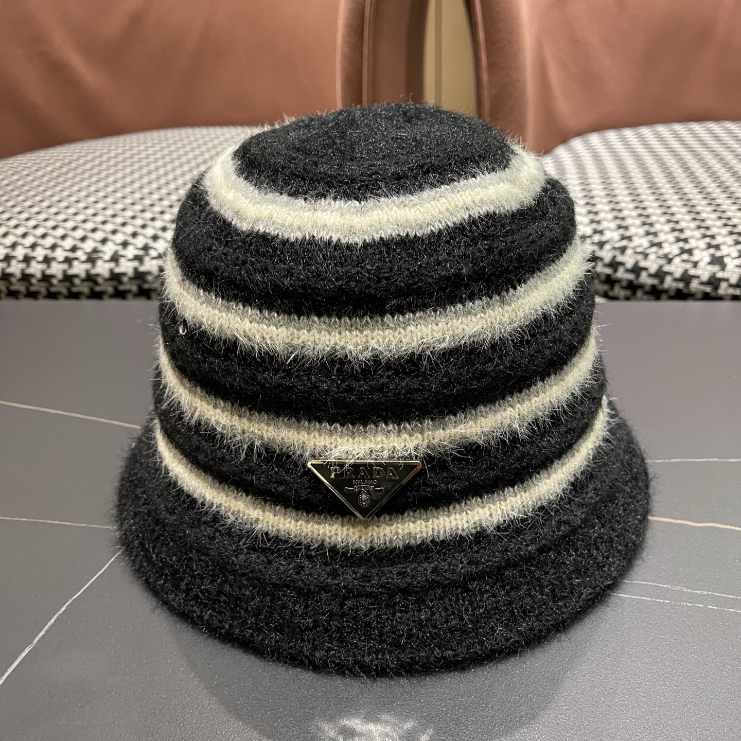 Pra*a knit bucket hat