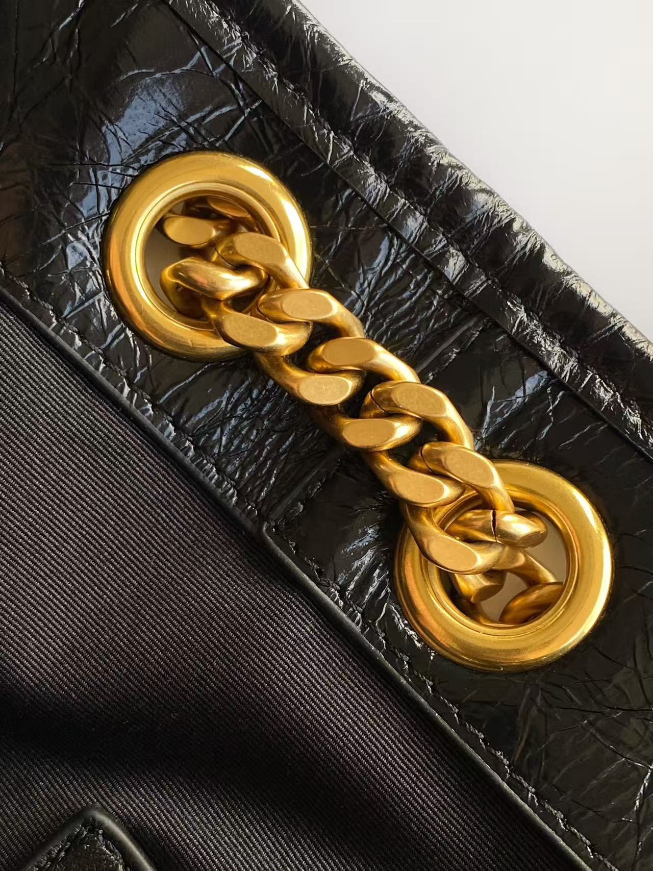 Y51 NIKI Small Shopping in Vintage Leather 25x30x8-12cm