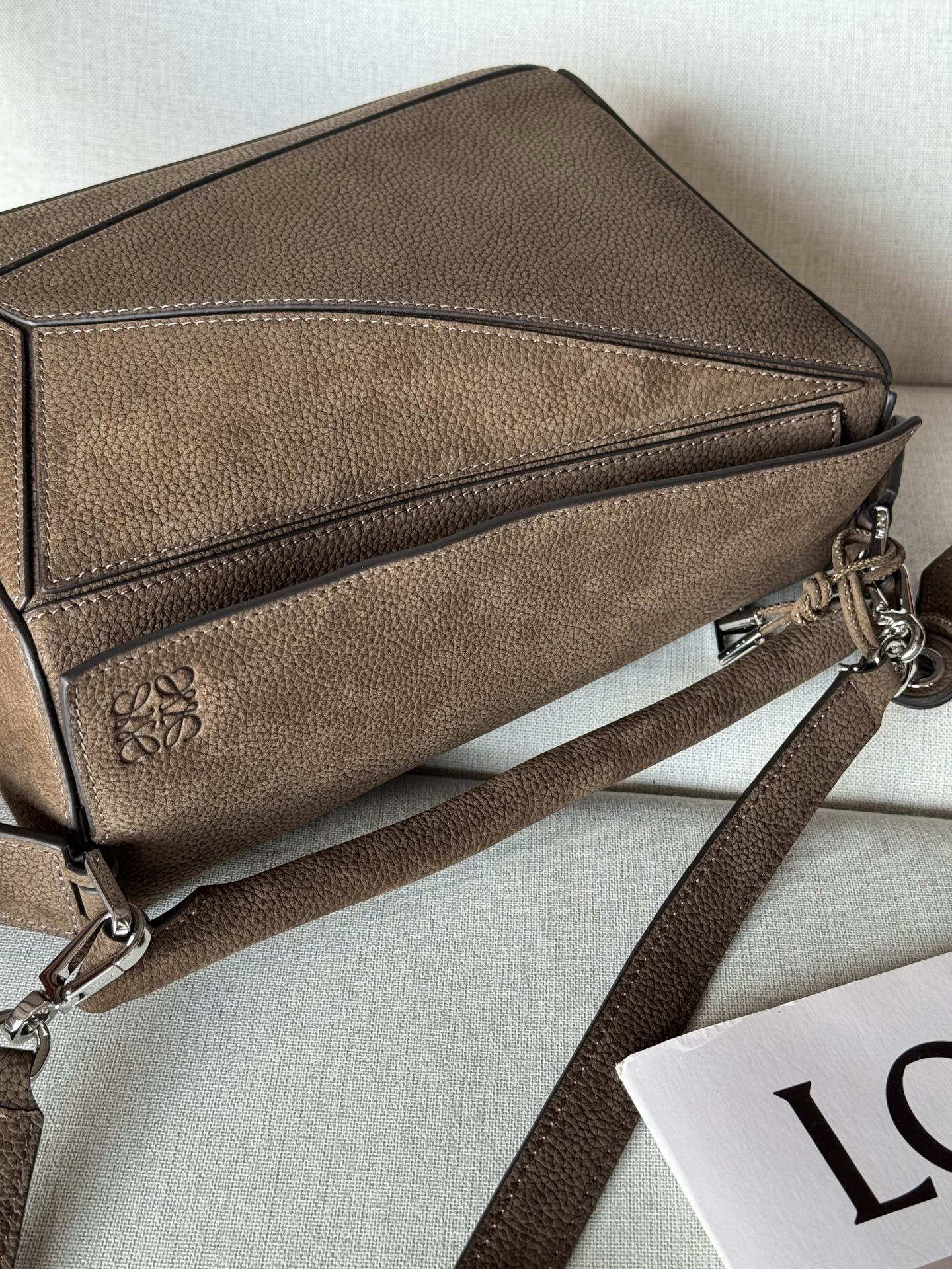 L0ew* small featherlight puzzle bag in grained nubuck 16.5x24x10.5cm