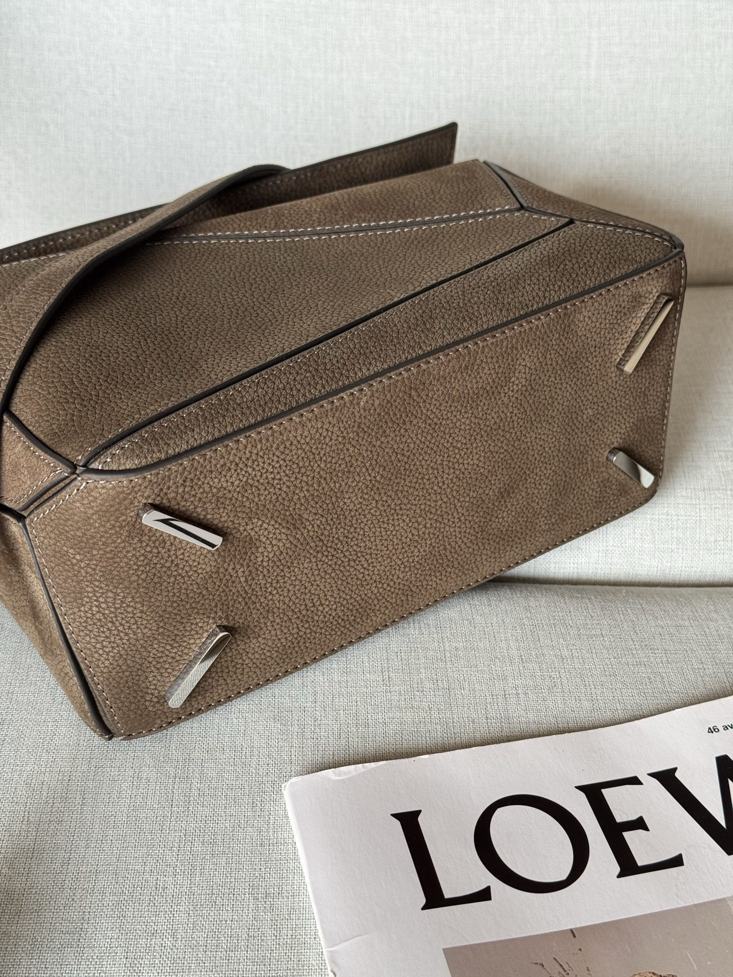 L0ew* small featherlight puzzle bag in grained nubuck 16.5x24x10.5cm