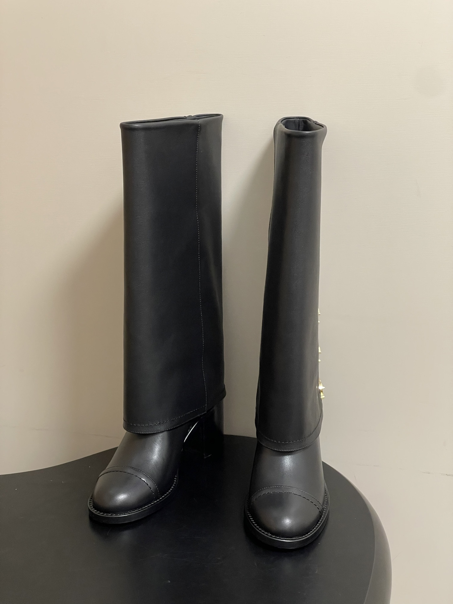UA Ch**el High Boots 7cm Heel