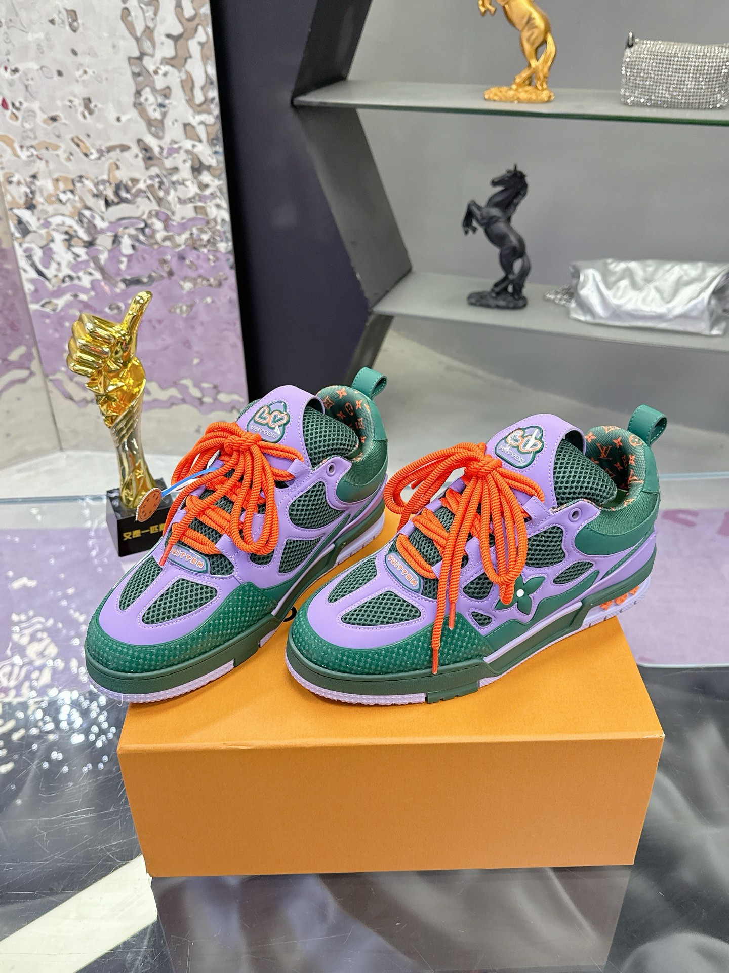 UA LV Skate Sneaker