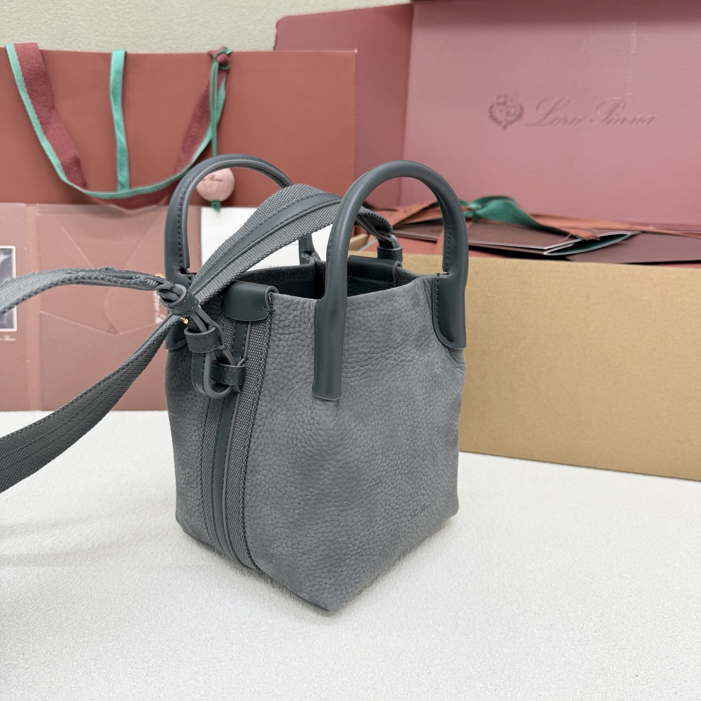 L0r0 P1ana micro bale bag 13x13x16cm
