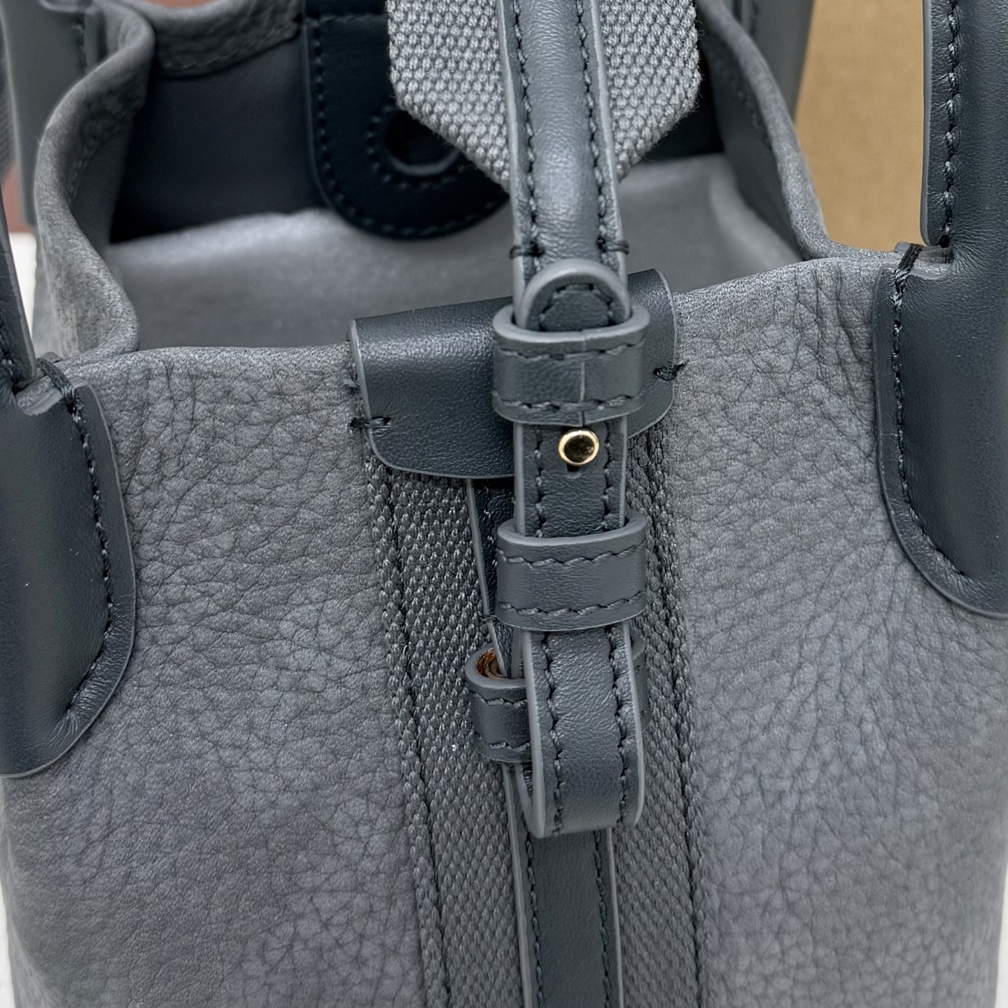 L0r0 P1ana micro bale bag 13x13x16cm