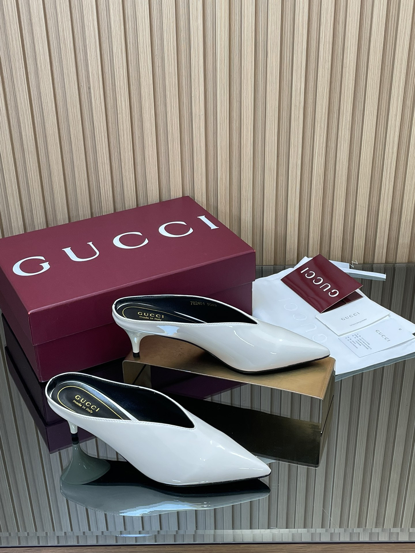 ua Gvc*1 97 heeled mule