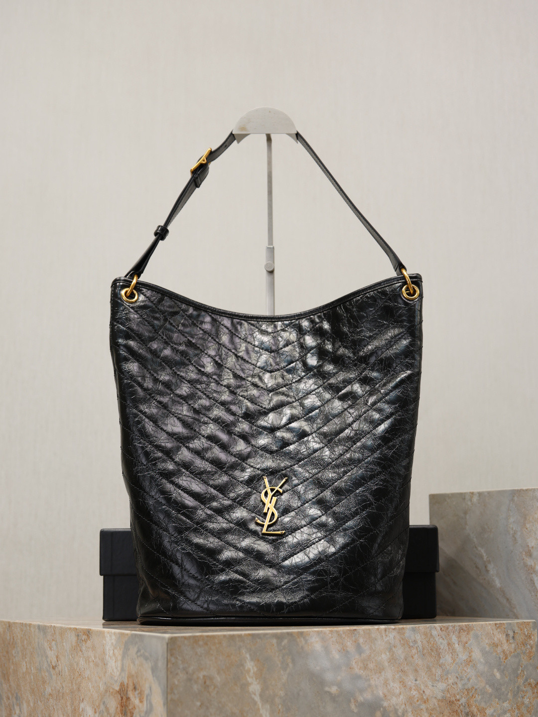 y51 niki S*pple bucket 33x16x40cm