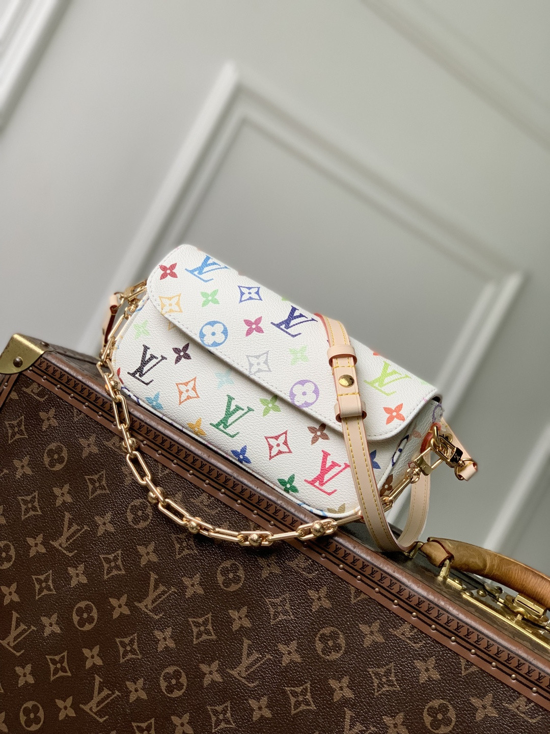 LV x TM Wallet On Chain Ivy M27492 23.5x12x4.3cm