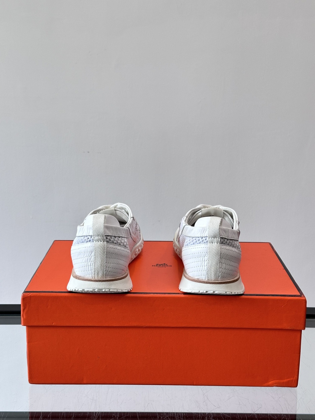 ua H**me5 jet sneaker