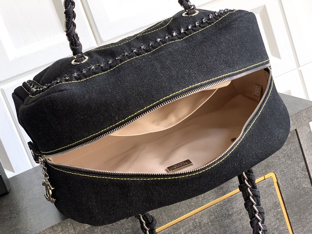 ch**el De*1m cc boston bag 33x20.5x15cm