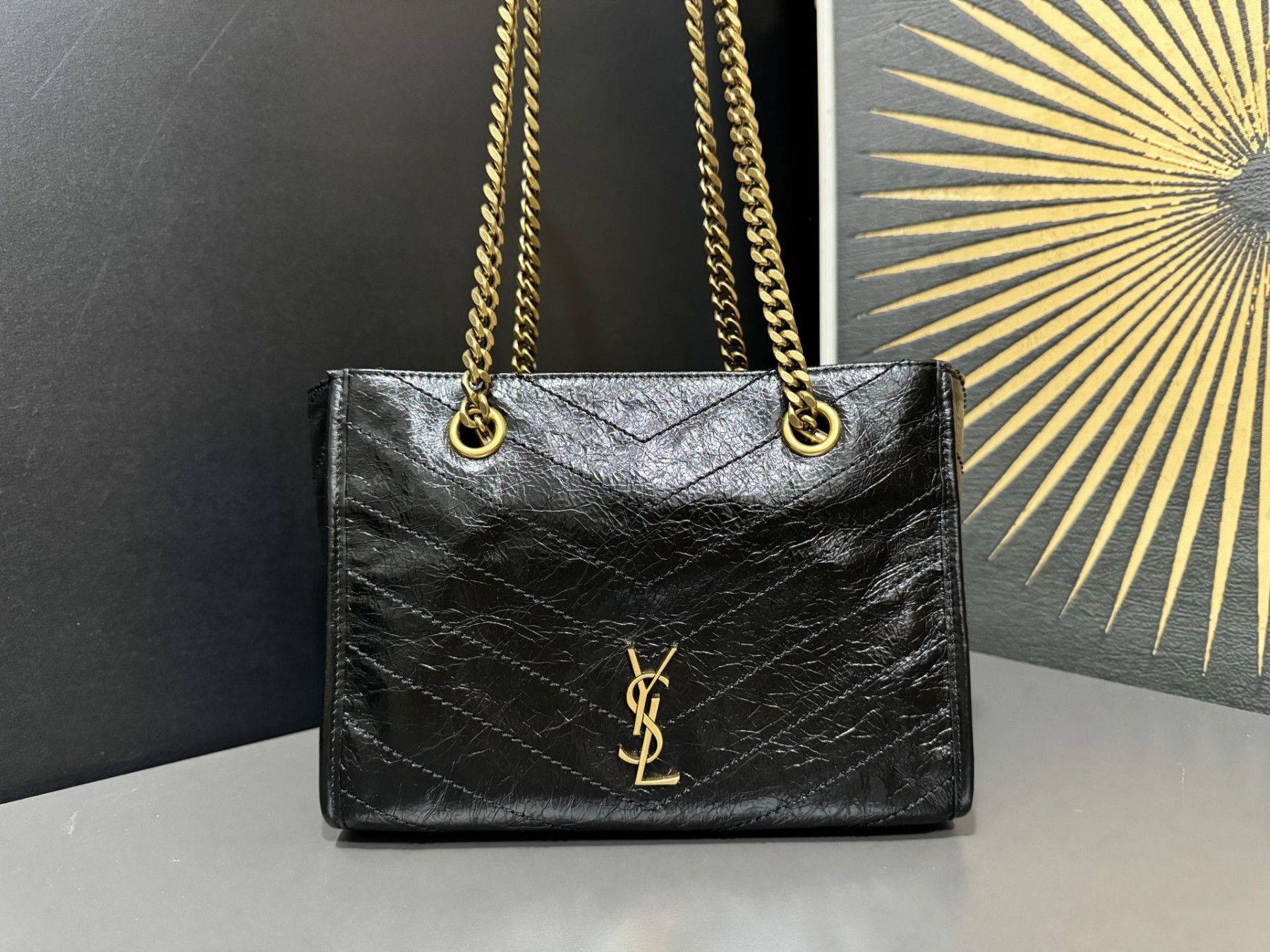 Y51 niki small shopping in vintage leather 25x19x10cm