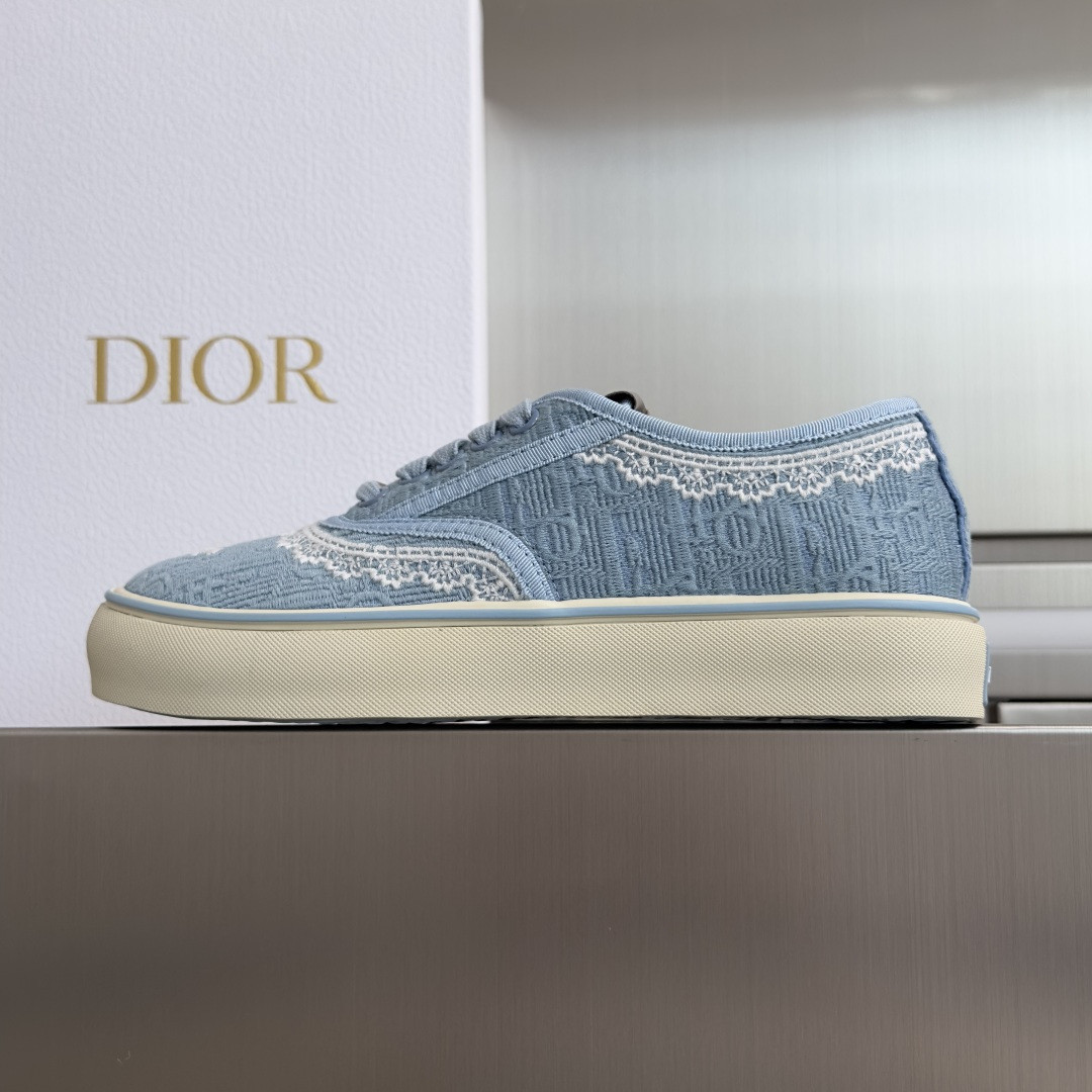 ua D10r saltwind sneaker