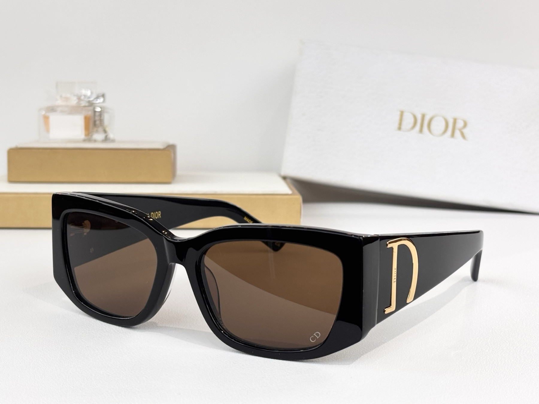 d10r glasses cd D1am0nd s11f 55-18-140