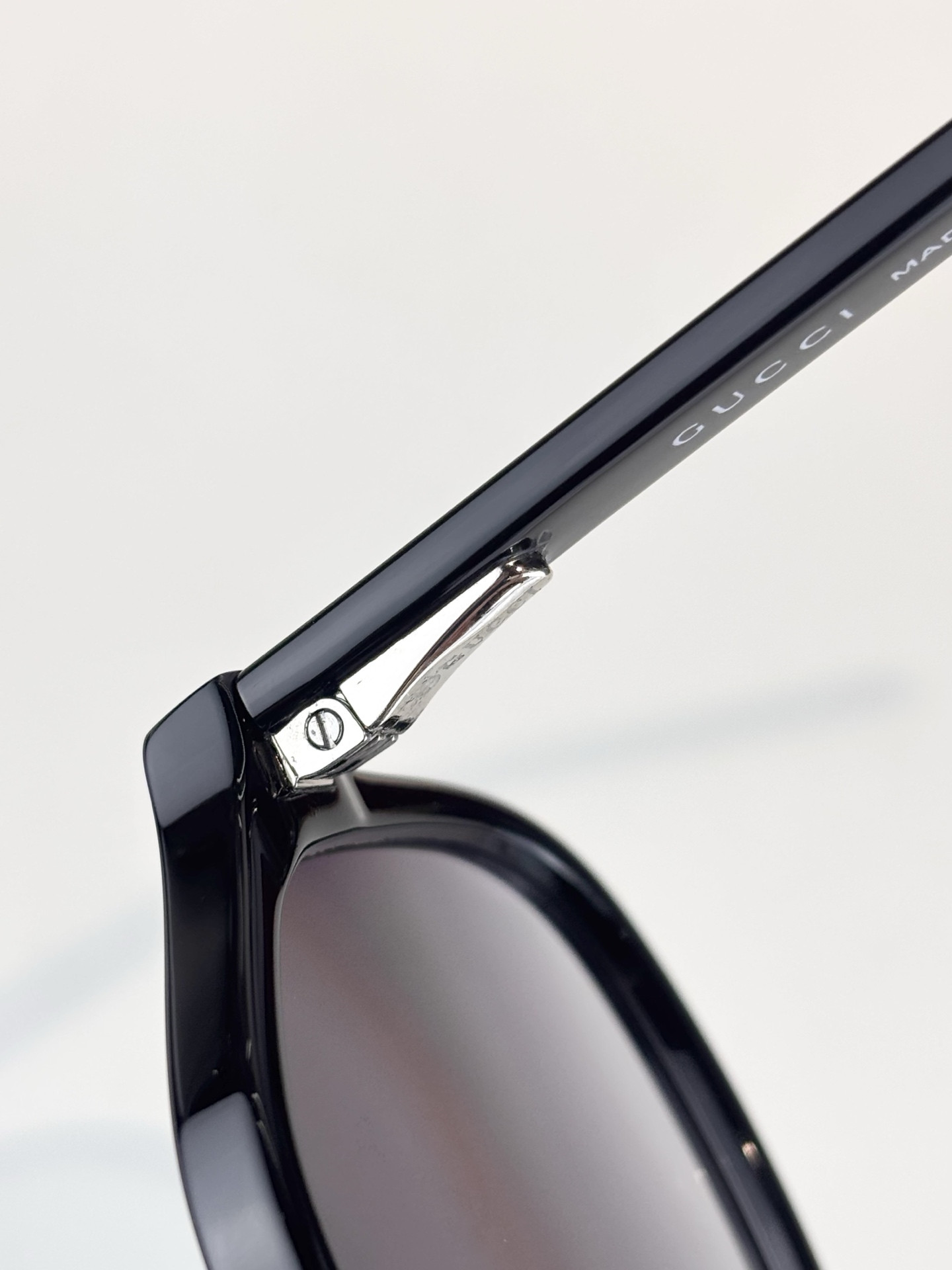Gvc*1 glasses gg1042s 58-14-145