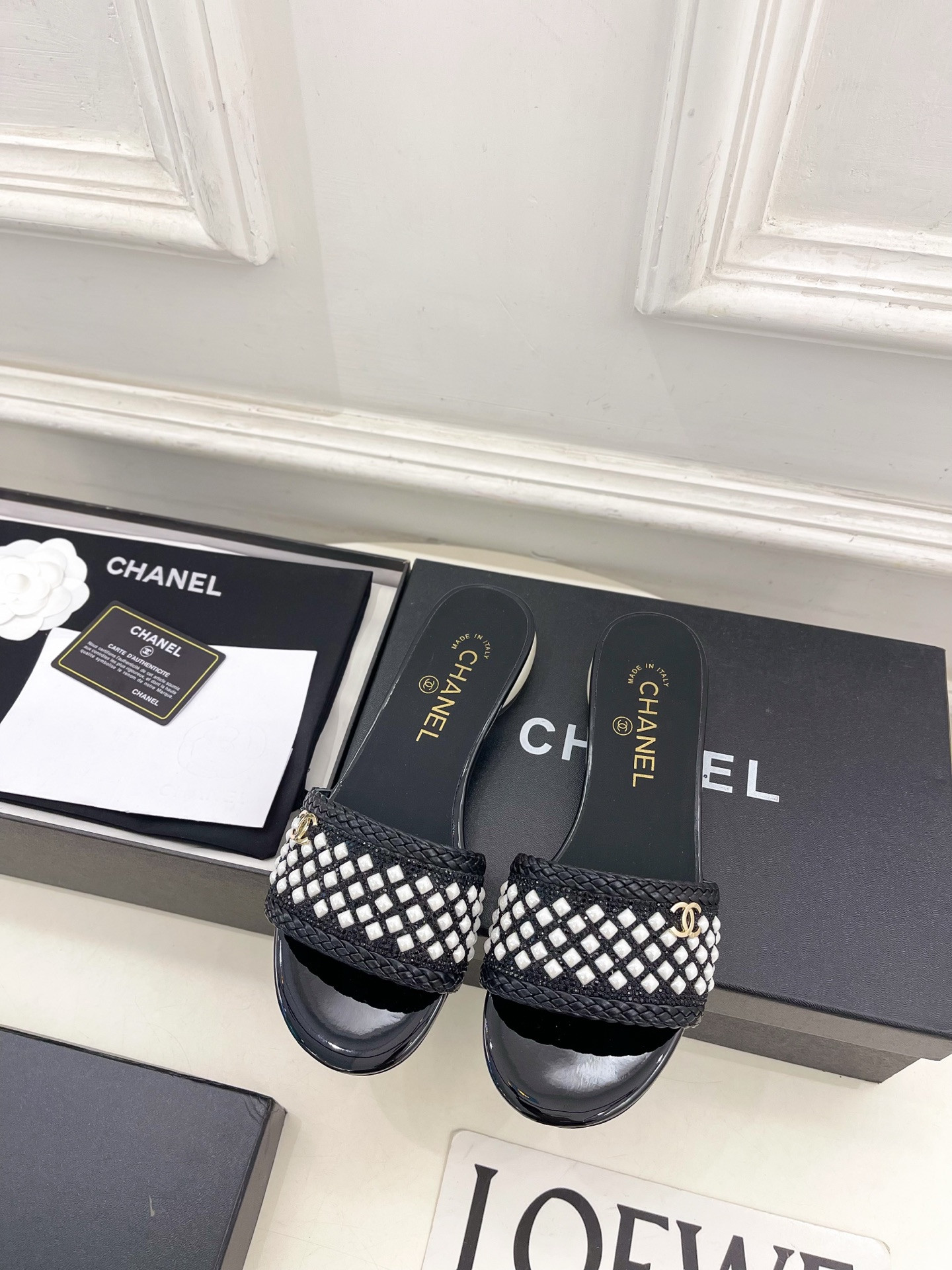 ua Ch**el slides