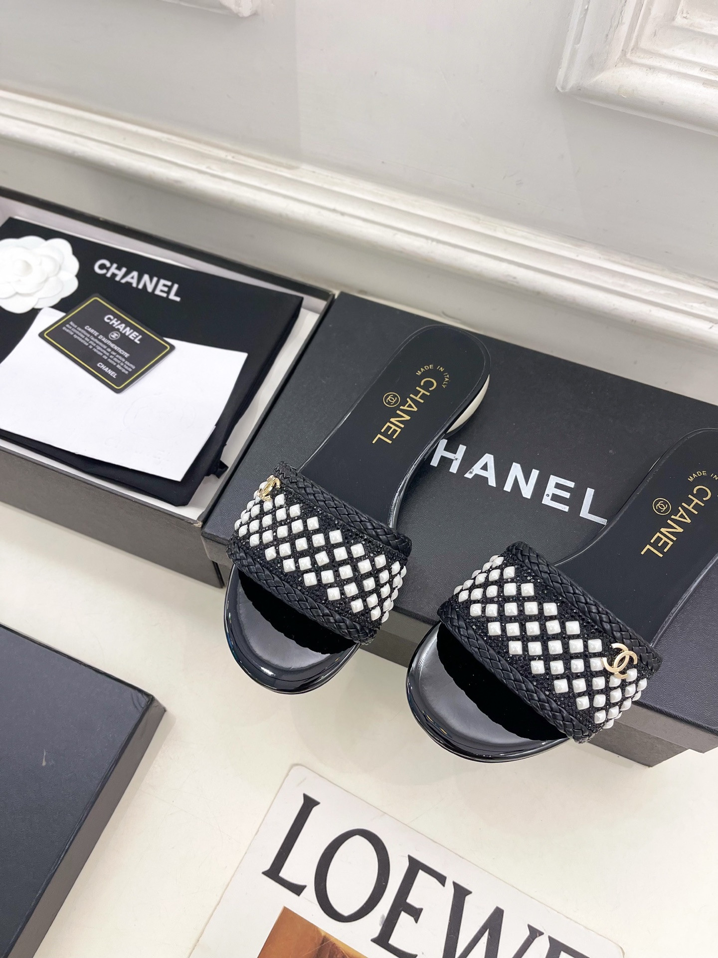 ua Ch**el slides
