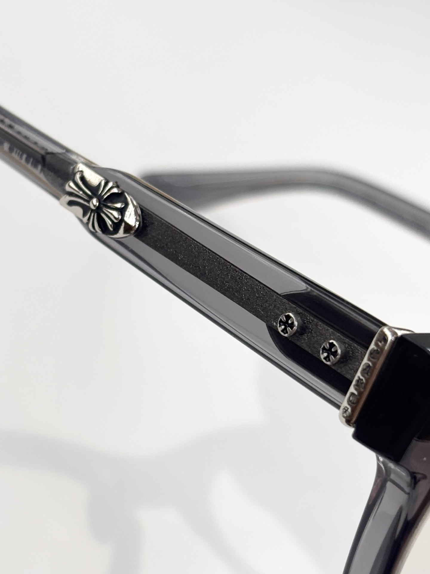 Ch*0me He**ts glasses jenna tail yea 48-23-153