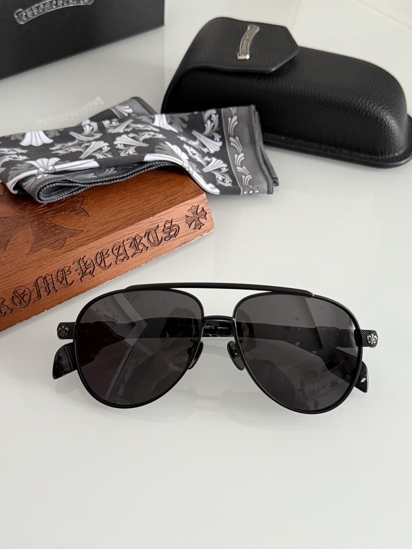 Ch*0me He**ts glasses ch8278 62-14-154