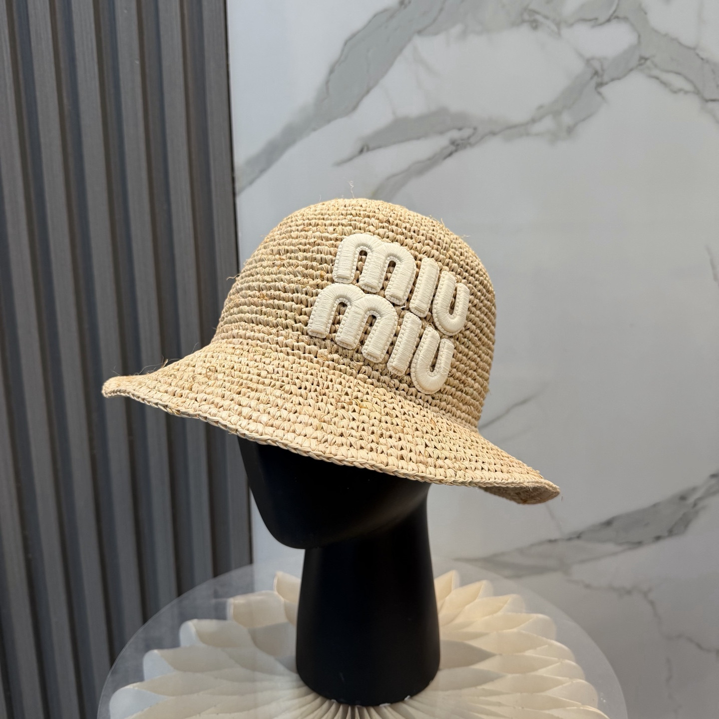 M1v M1v straw hat