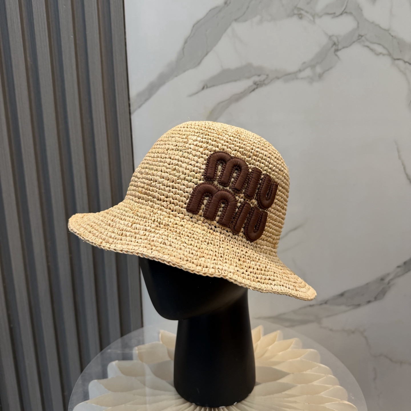 M1v M1v straw hat