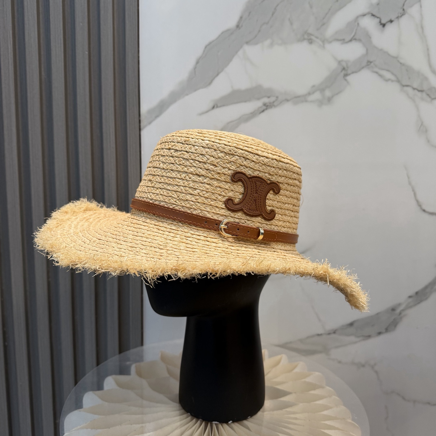 Ce1i*e straw hat
