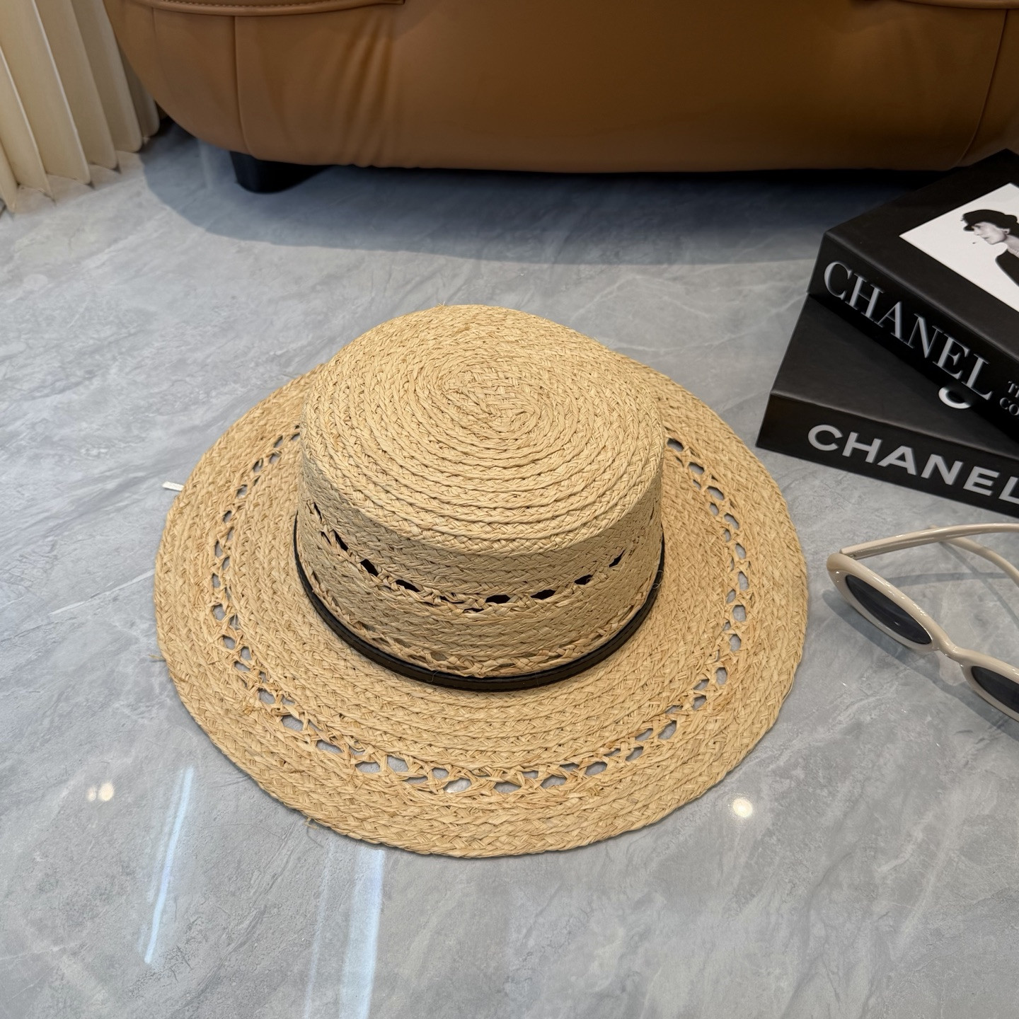 Pra*a straw hat
