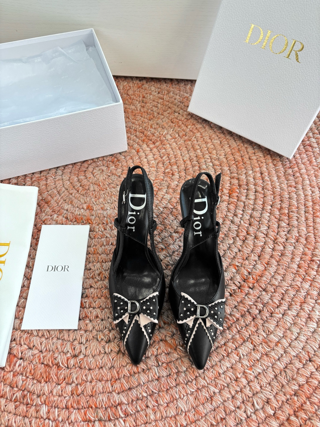 ua D10r slingback pump