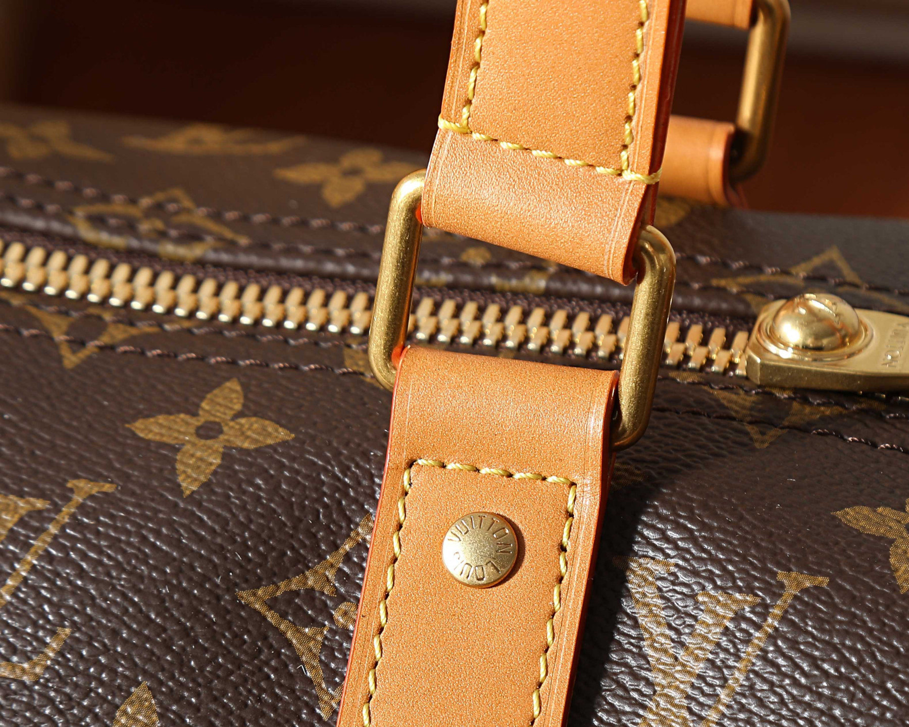 LV NEEDLE Handbags M28116 46x22x17cm
