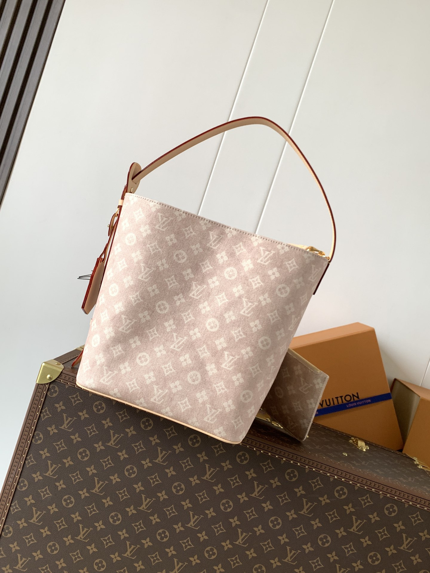 LV ALL IN Large Handbag M25727 26x31x18cm