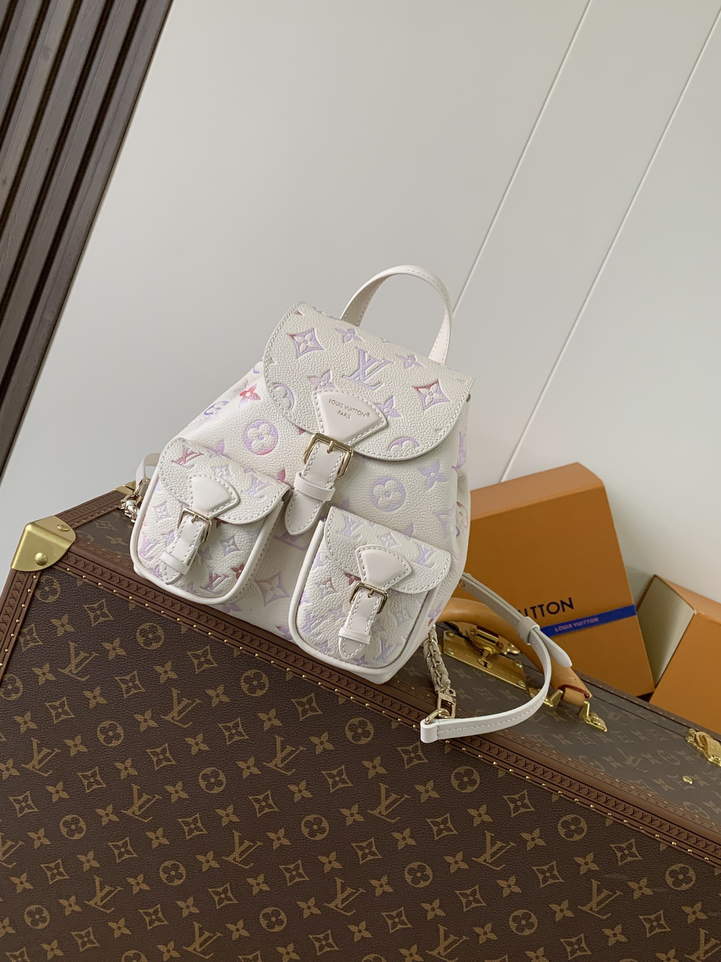 LV BACKUP Backpack M15113 20x22x14cm