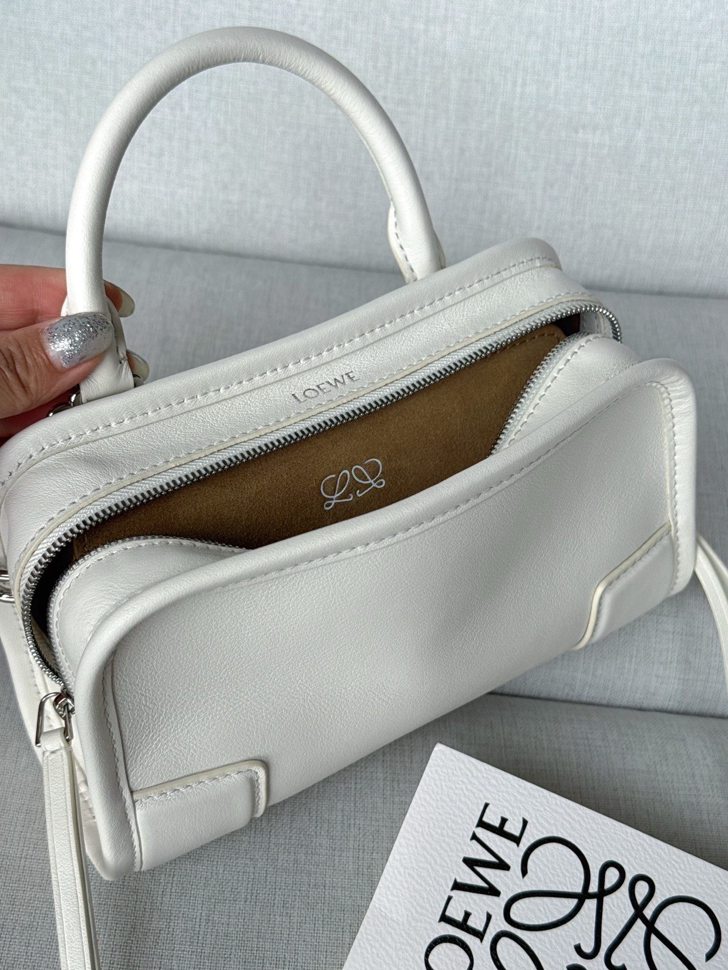 L0ew* mini amazona 180 bag 11.5x20x7cm