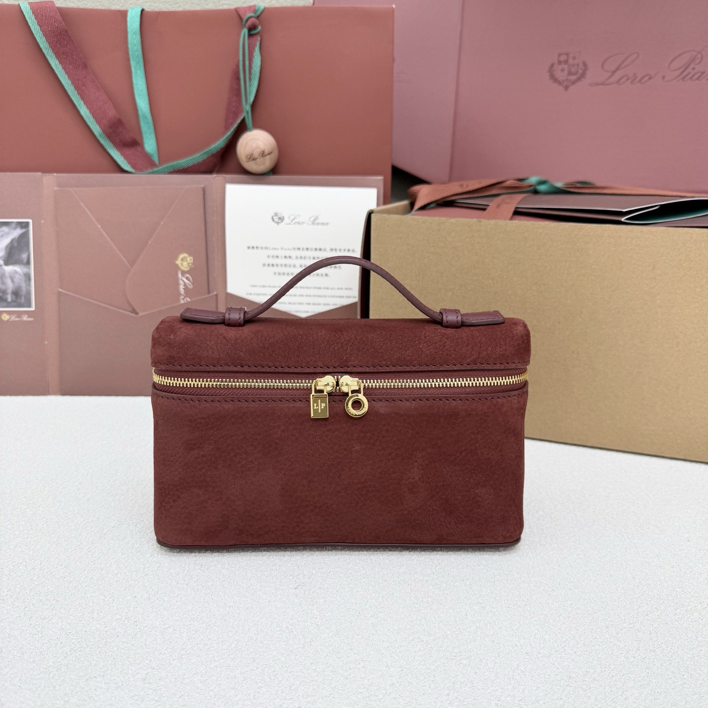 L0r0 P1ana extra pocket l19 11 x 19 x 6.5 cm