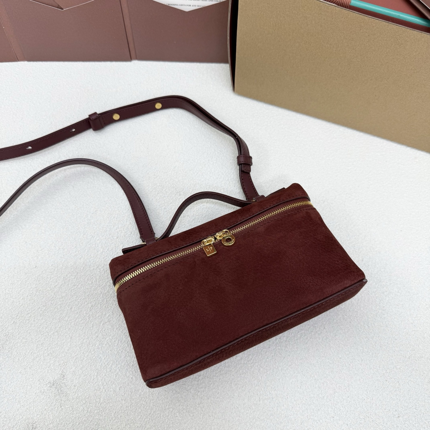 L0r0 P1ana extra pocket l19 11 x 19 x 6.5 cm