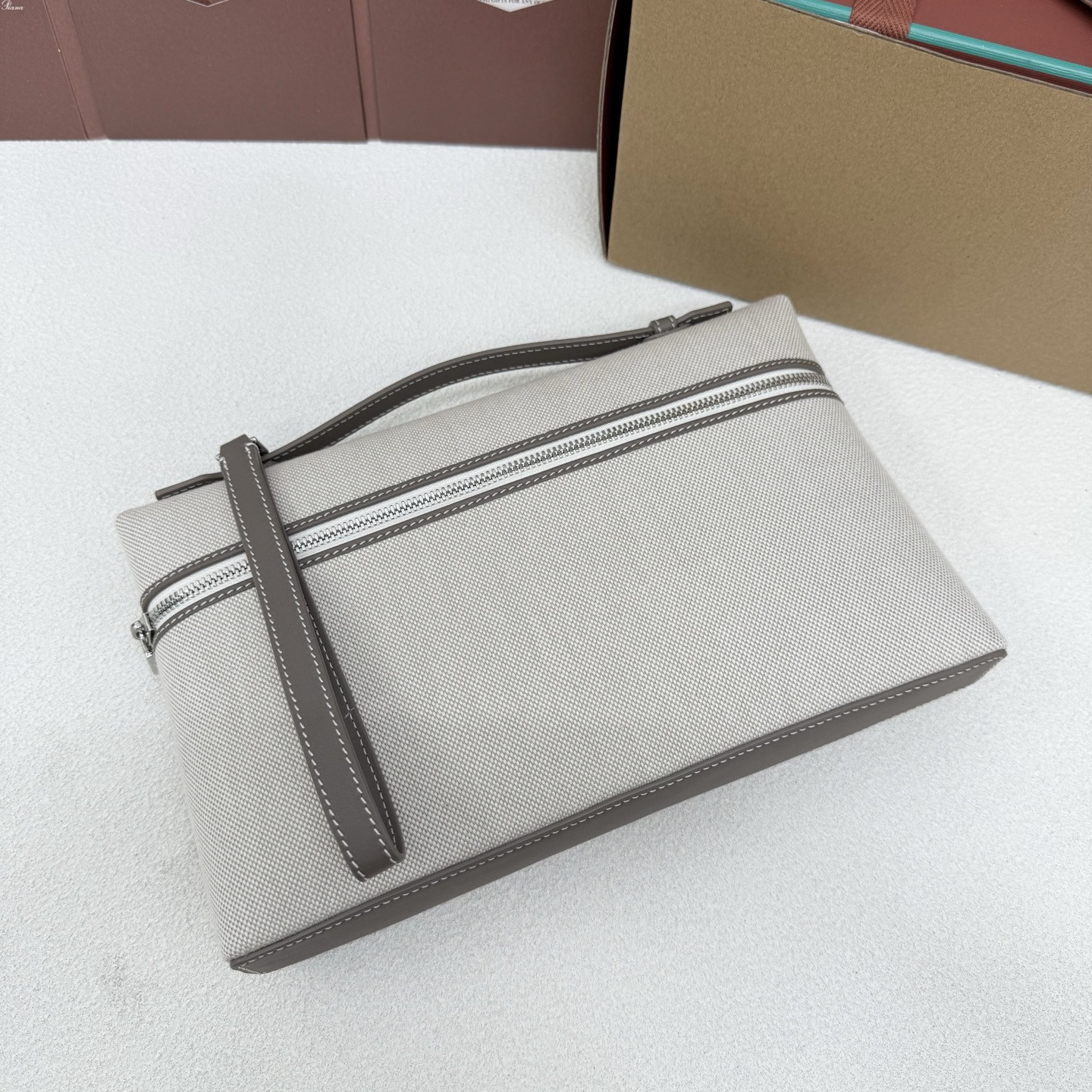 L0r0 P1ana extra pouch l29 29x18x5cm