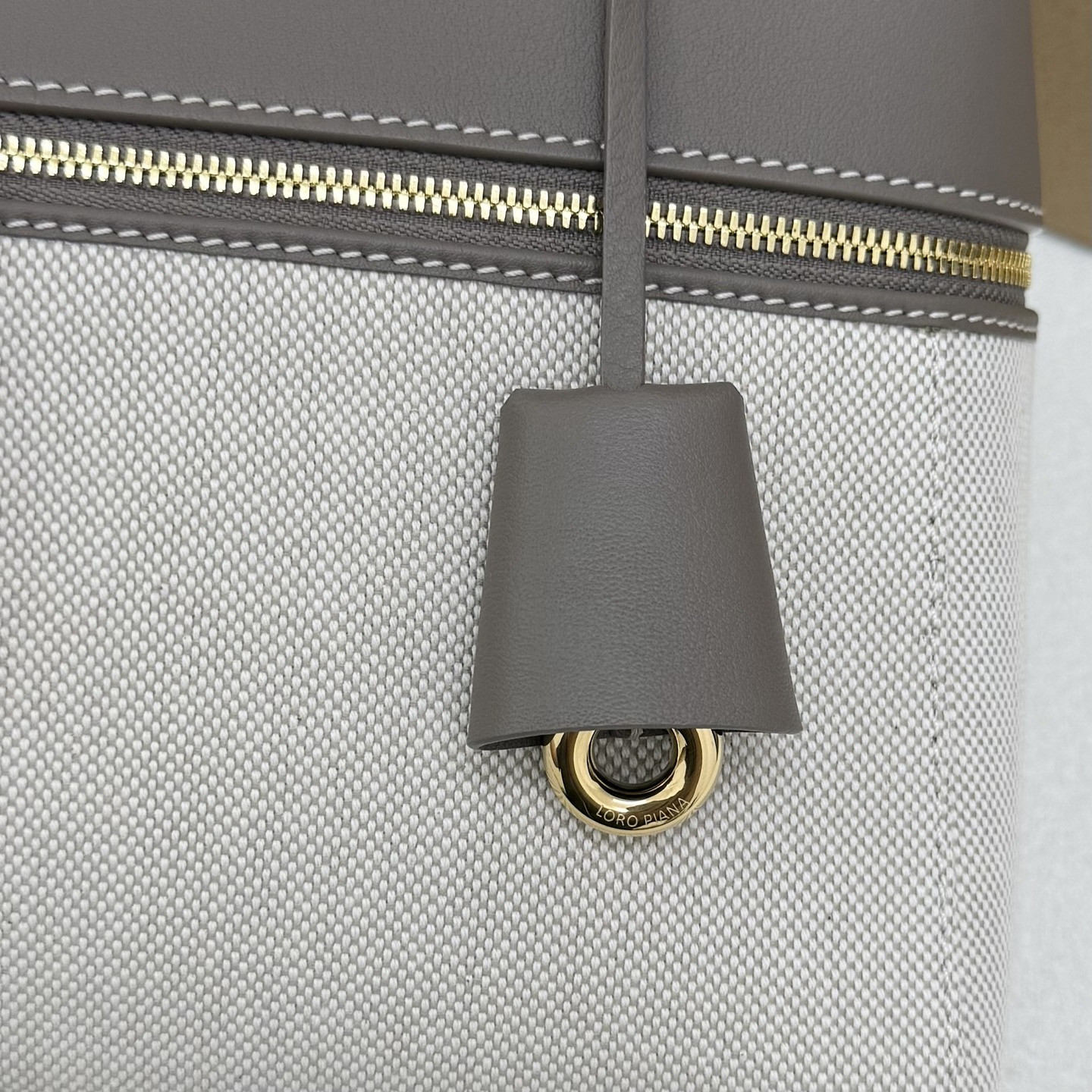 L0r0 P1ana extra pocket l27 16x27x10cm
