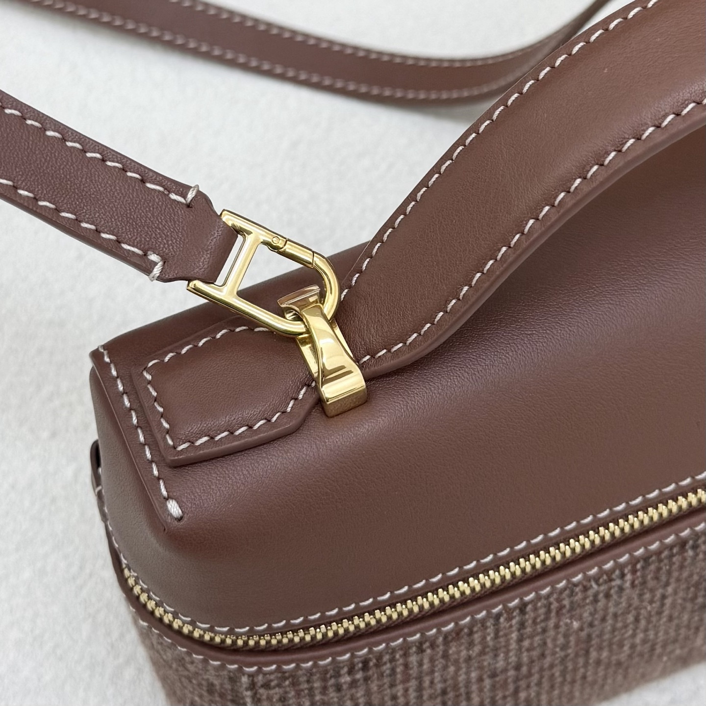 L0r0 P1ana extra bag l23 23x12x7cm
