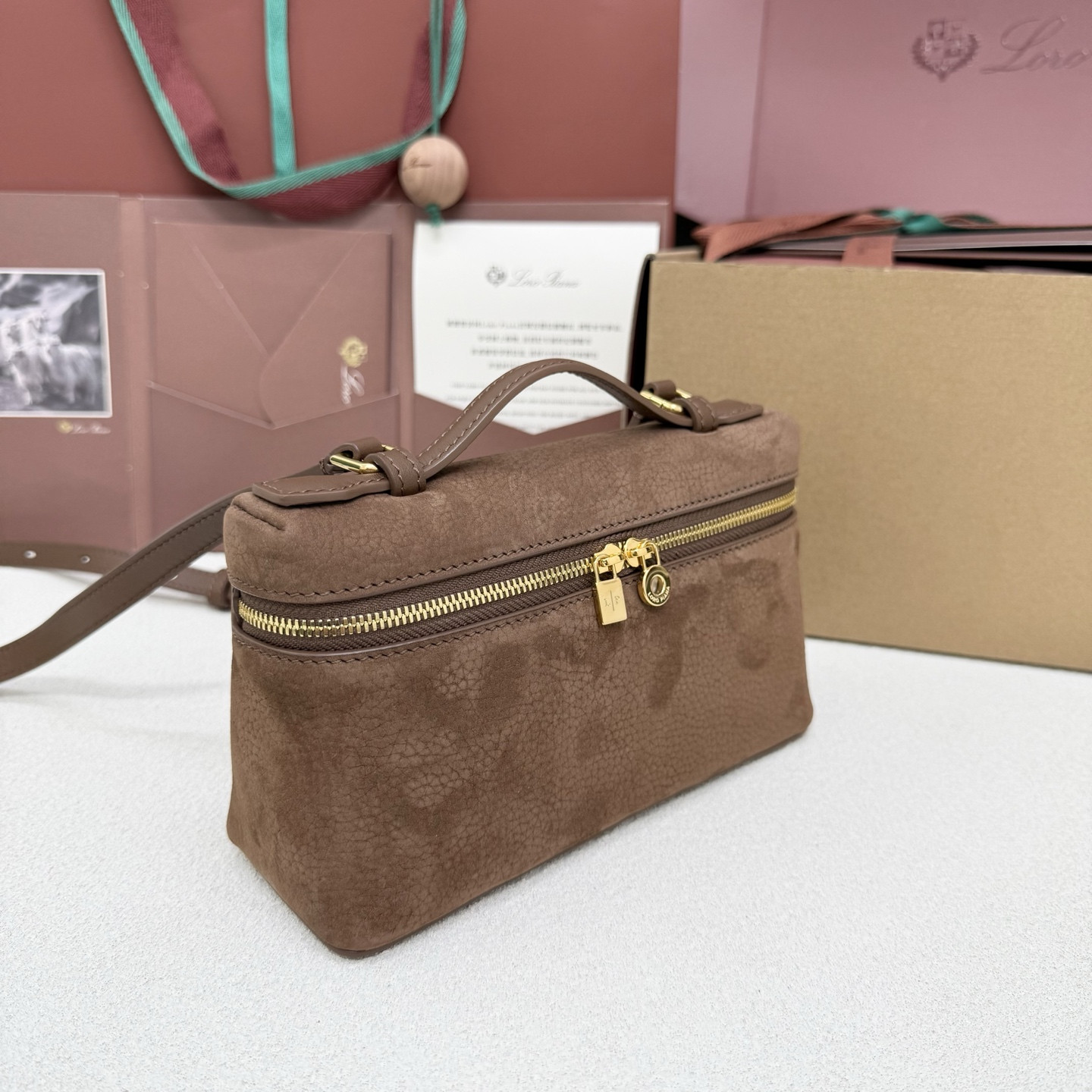 L0r0 P1ana extra pocket l19 11 x 19 x 6.5 cm