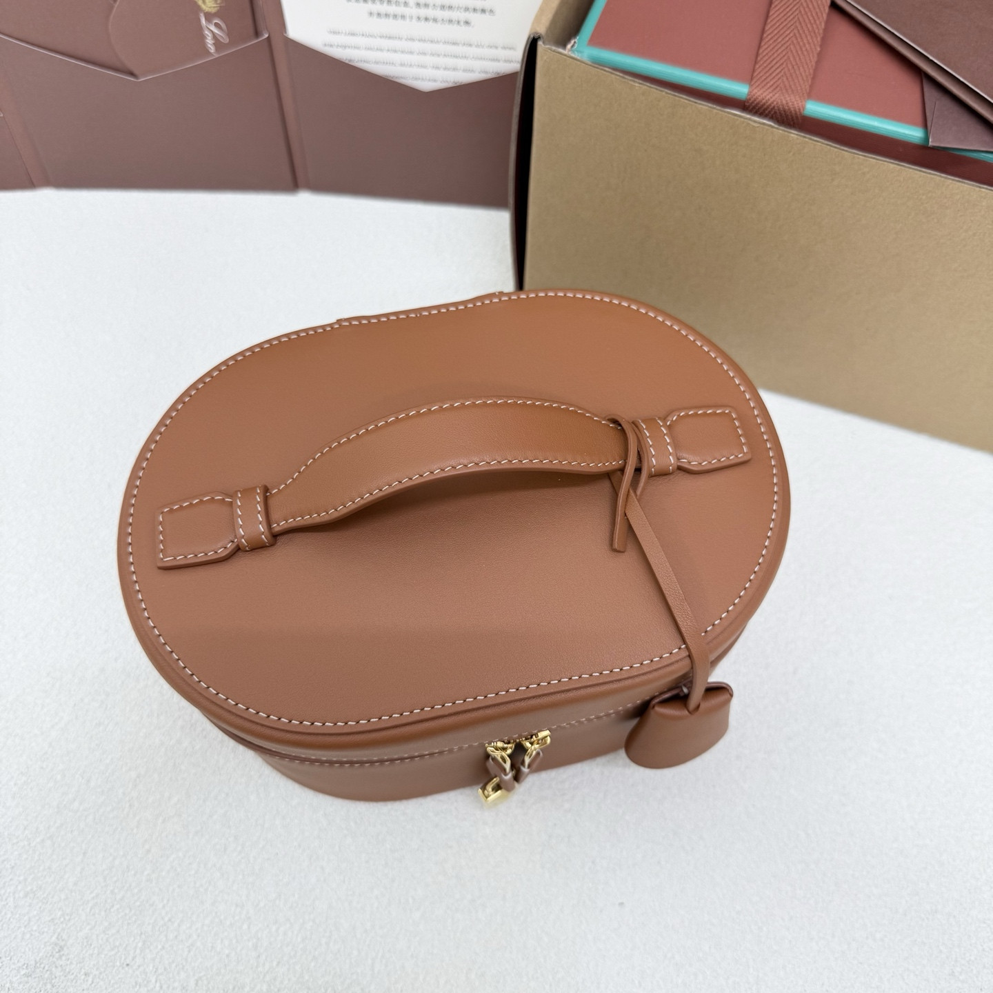 L0r0 P1ana extra vanity case 21x15x12cm