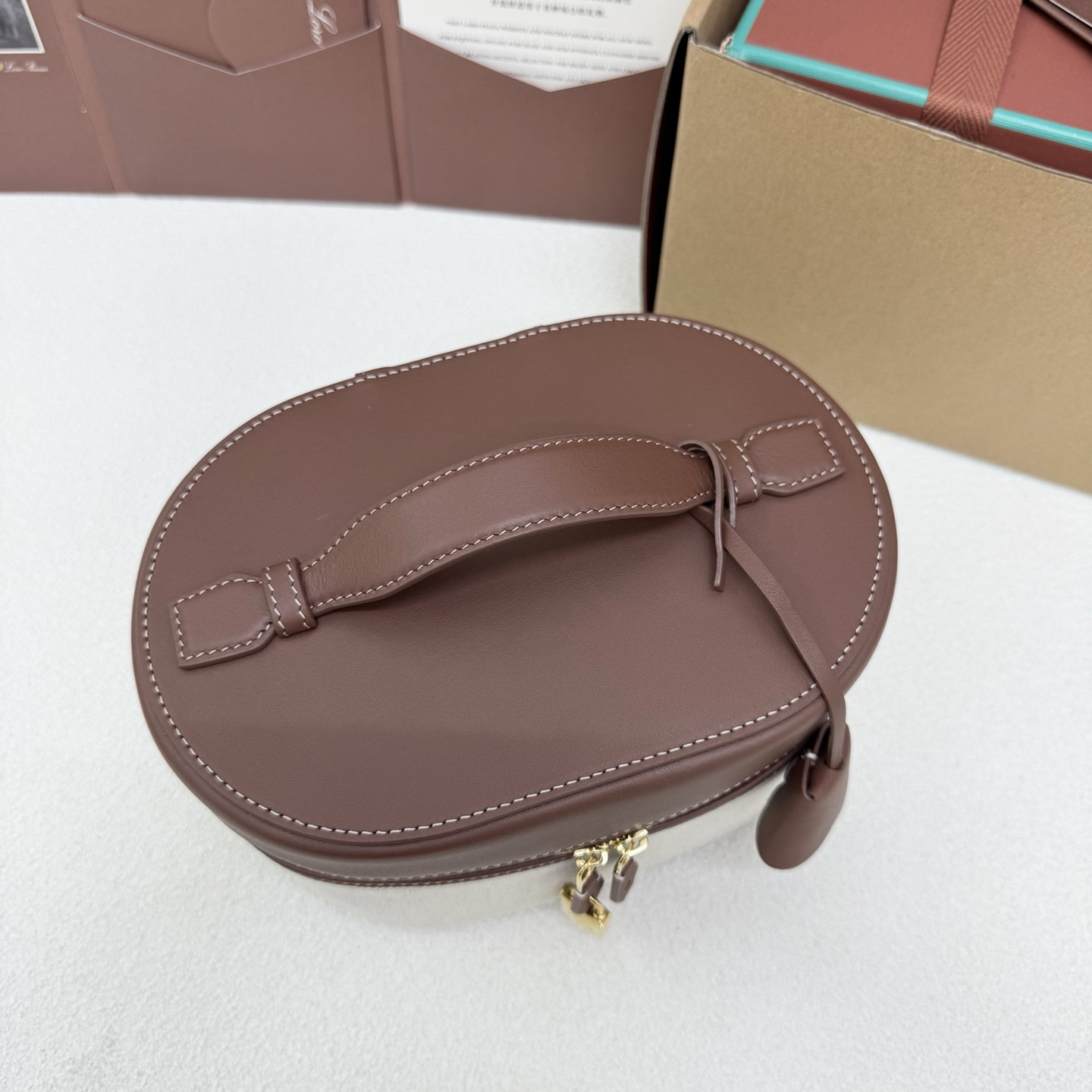 L0r0 P1ana extra vanity case 21x15x12cm