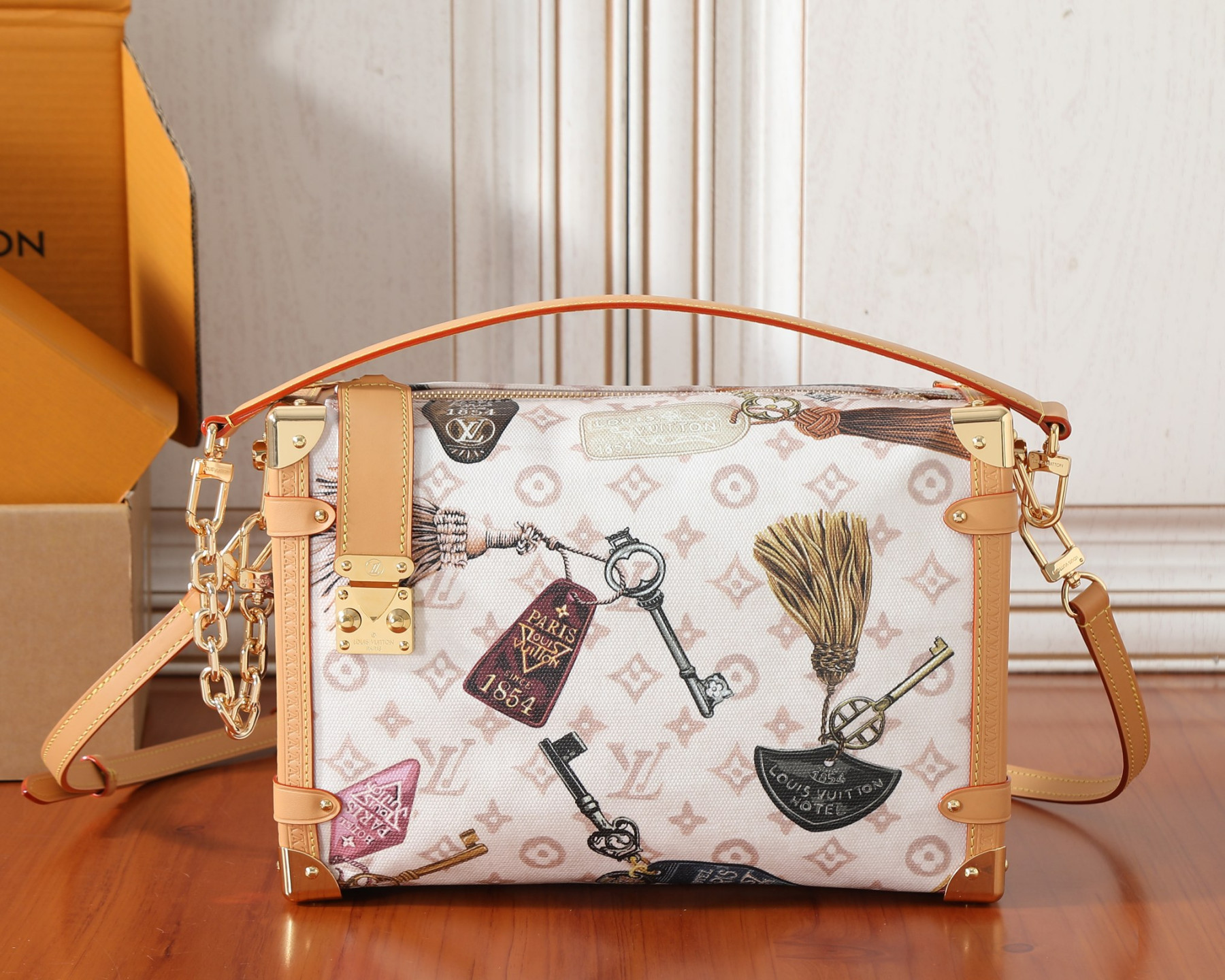 LV SIDE TRUNK Medium Handbag M29355 30x20x10cm