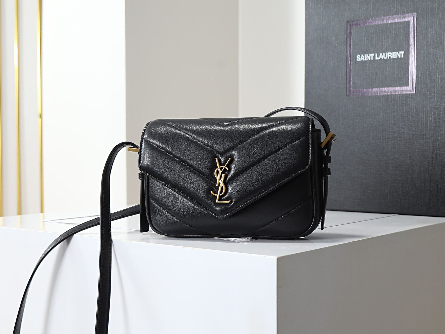 Y51 loulou toy crossbody in matelassÉ lambskin 21x14x5cm