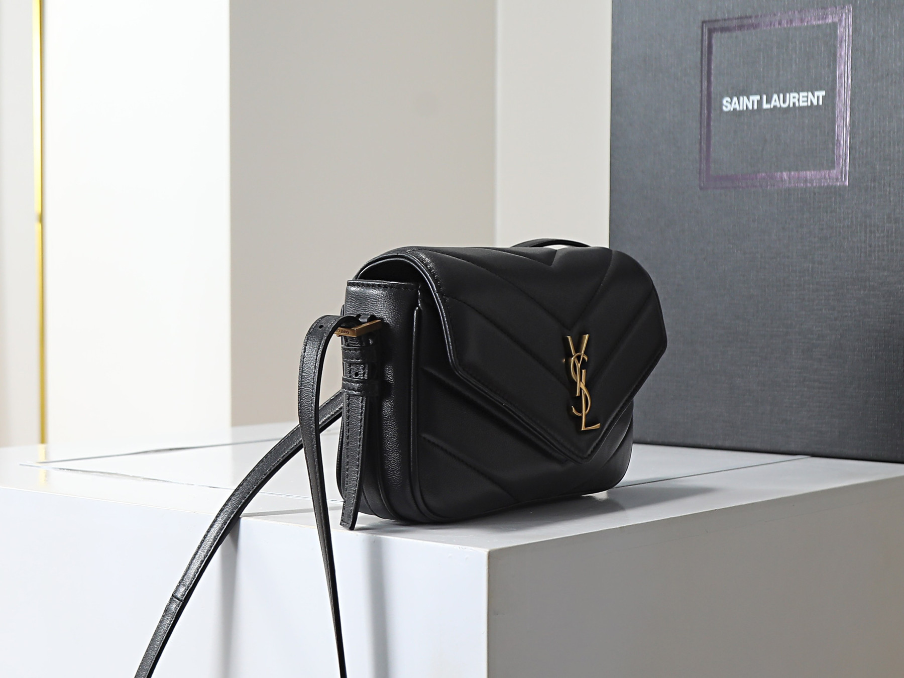 Y51 loulou toy crossbody in matelassÉ lambskin 21x14x5cm