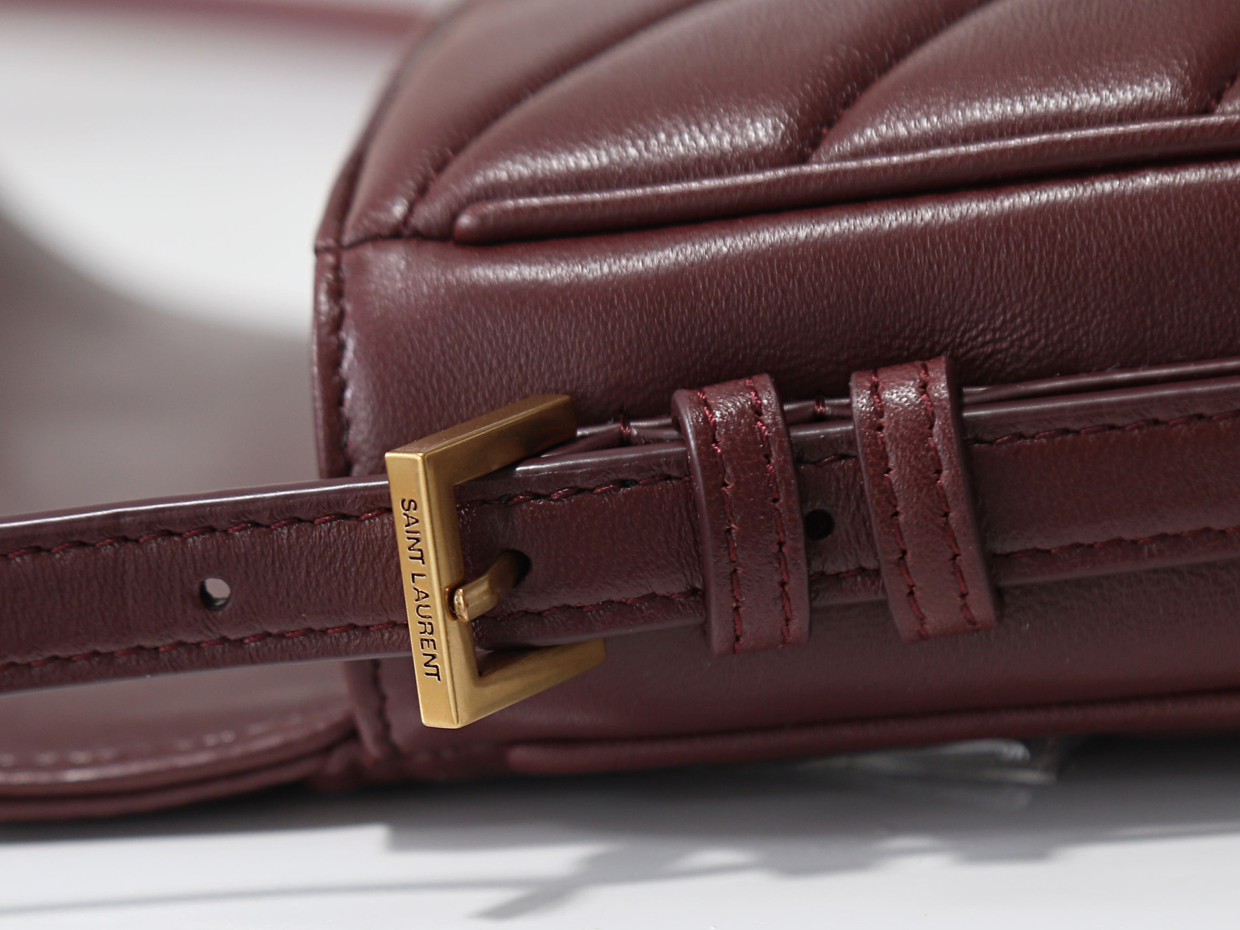 Y51 loulou toy crossbody in matelassÉ lambskin 21x14x5cm
