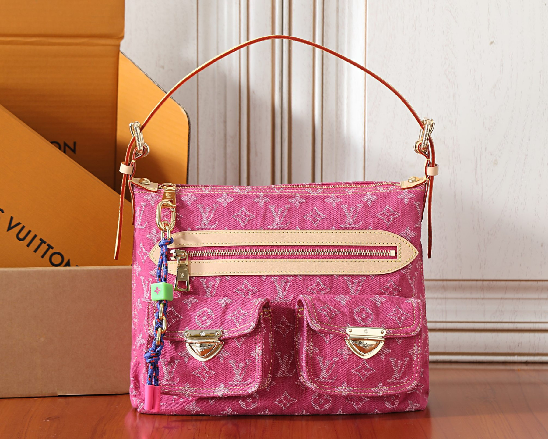 LV Baggy M28266 30x22x13cm