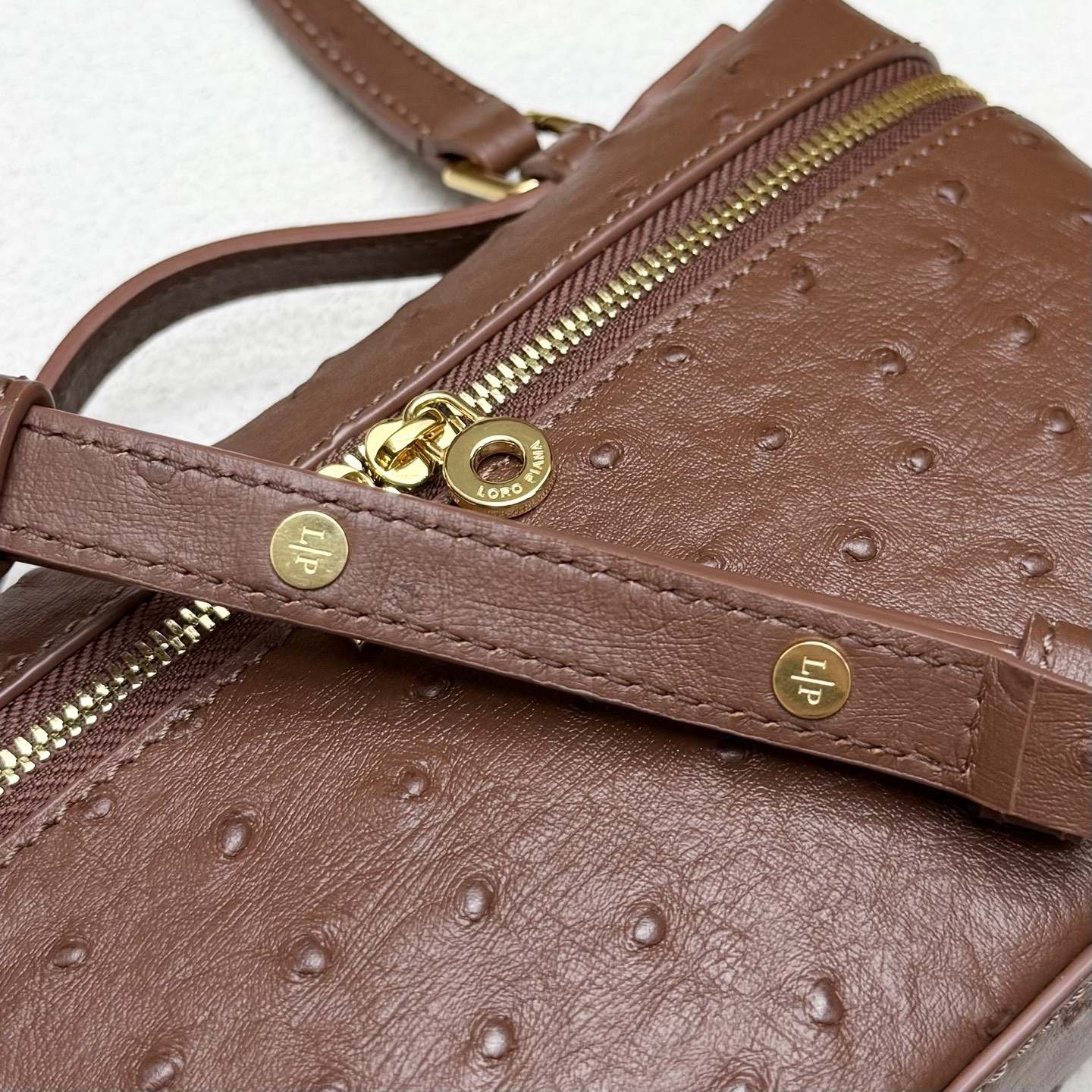 L0r0 P1ana extra pocket l19 11 x 19 x 6.5 cm