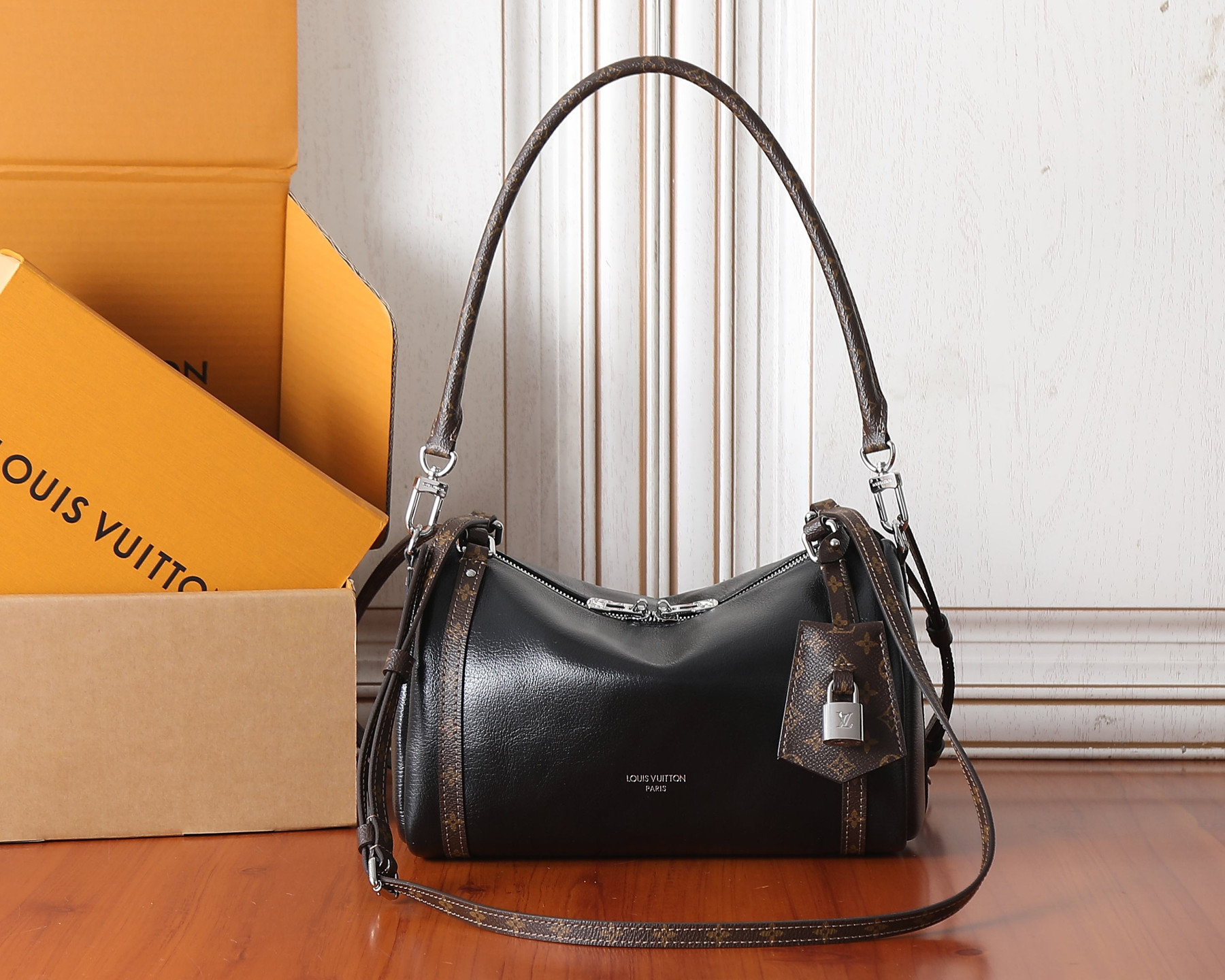 LV Express PM M27920 26x17x13.5cm
