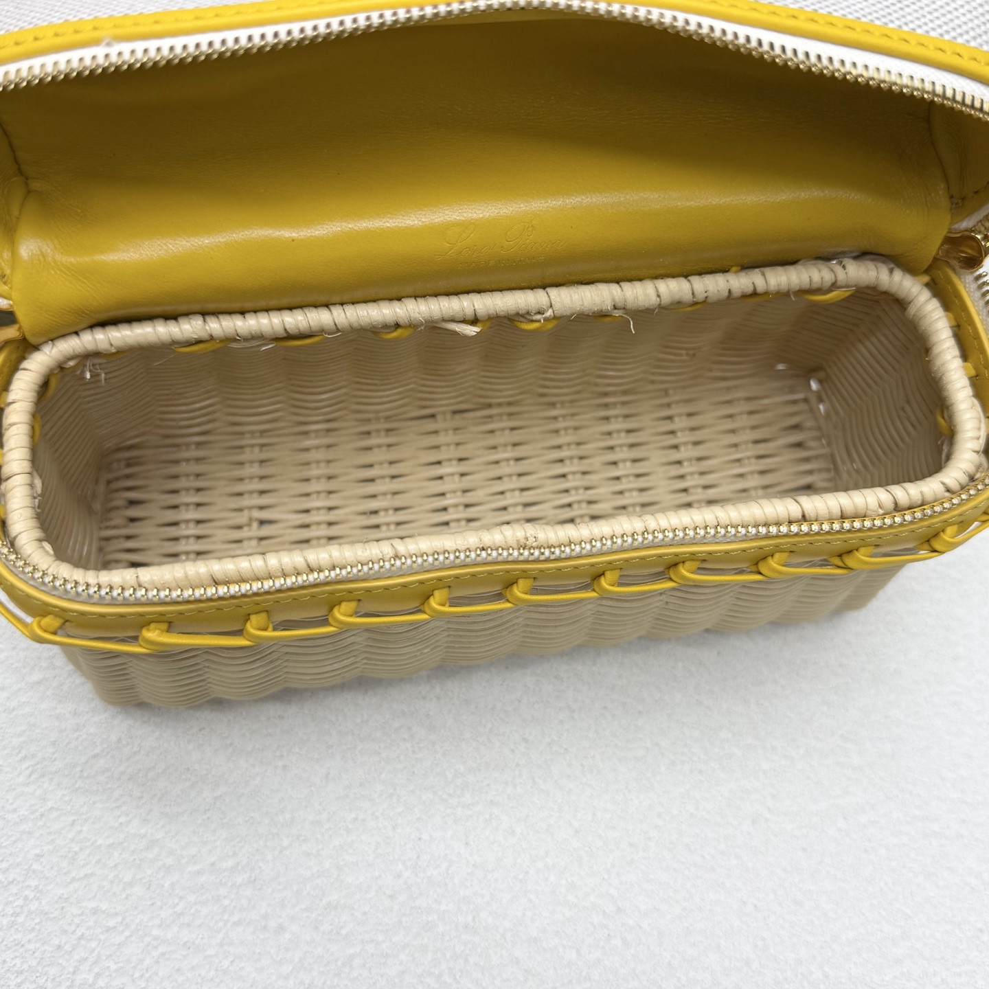 L0r0 P1ana extra pocket l19 wicker bag 19 x 11.5 x 7cm