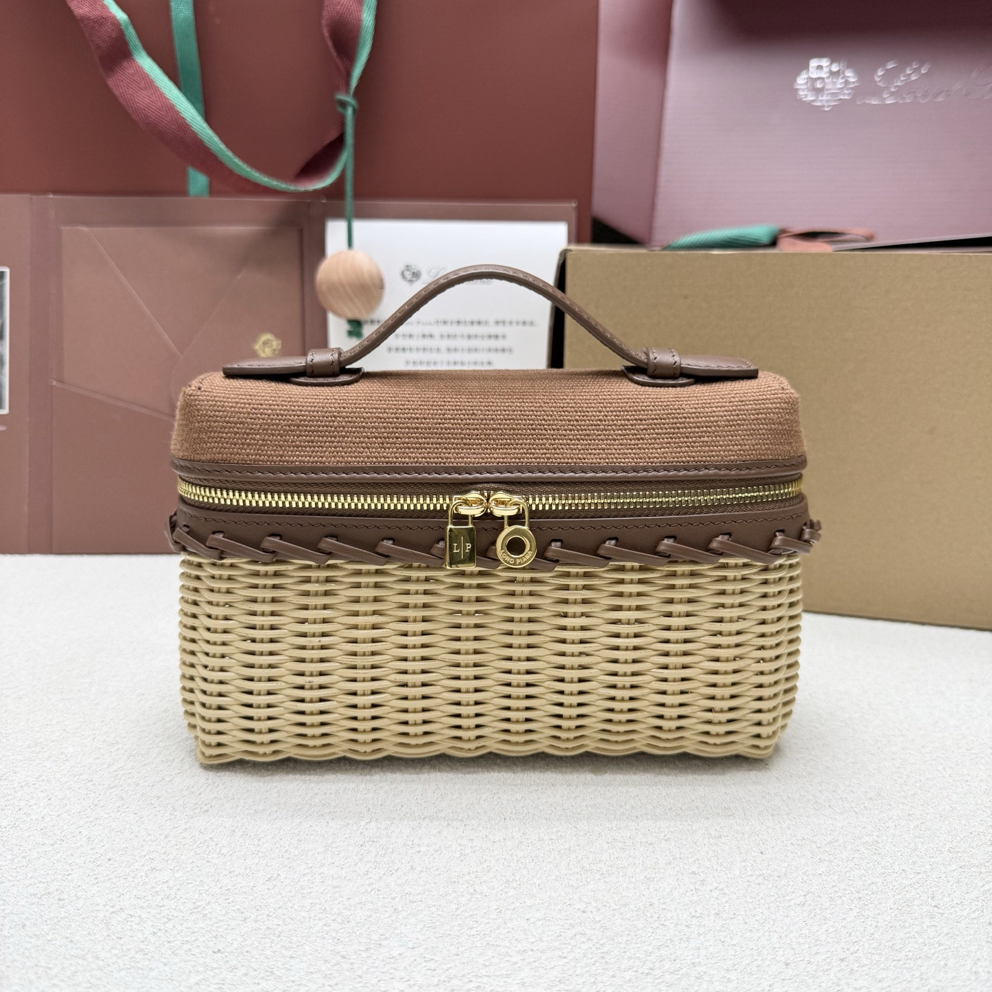 L0r0 P1ana extra pocket l19 wicker bag 19 x 11.5 x 7cm