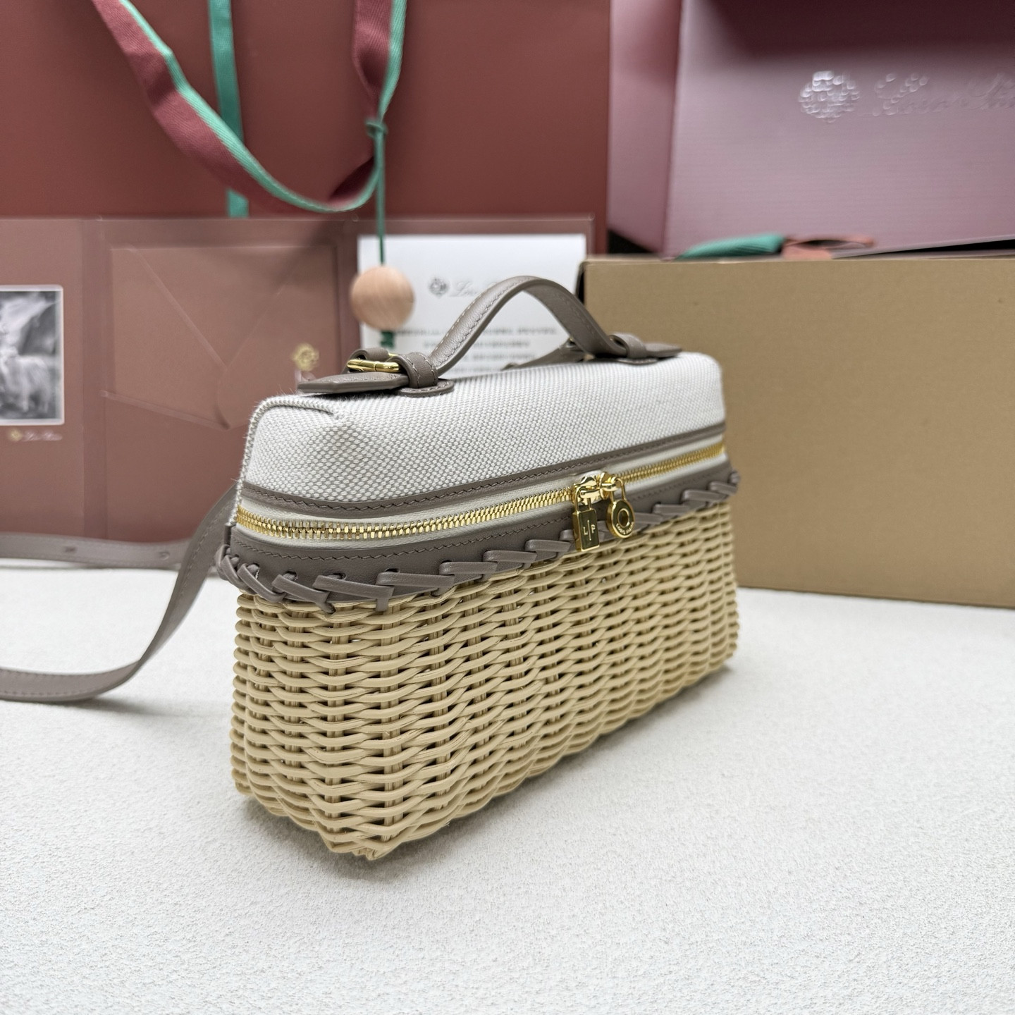 L0r0 P1ana extra pocket l19 wicker bag 19 x 11.5 x 7cm